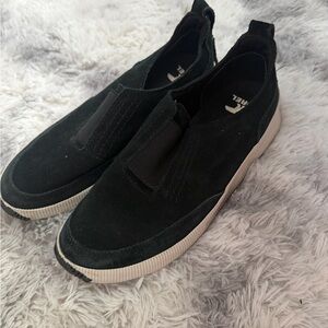 Sorel Women's Black suede Slip-On shoes size 7.5